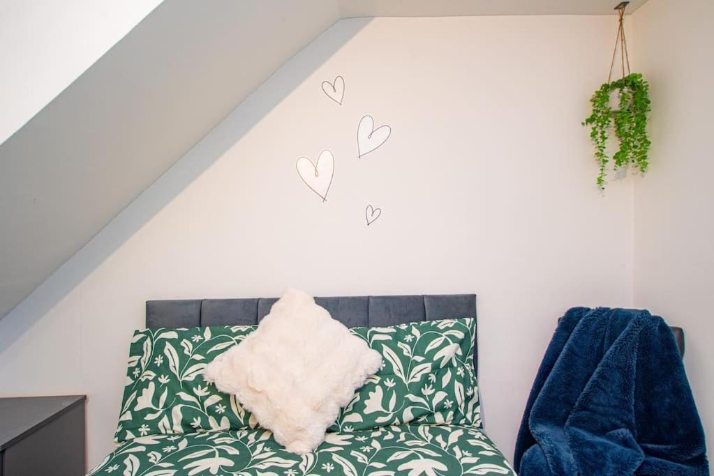 Watford Central Serviced Apartments Екстериор снимка